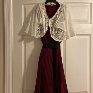 Wine Red & Black Vintage Style Dress w/ Sweetheart Neckline